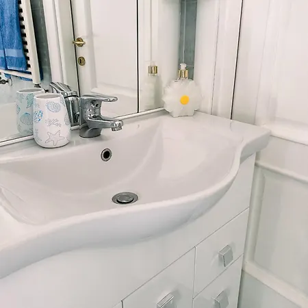 Il Nido Sullo Scoglio Apartment Bonassola